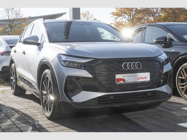 Audi Q4 e-tron SUV 45 e-tron Audi Q4 e-tron