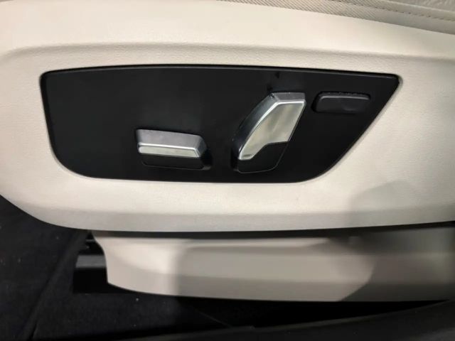 BMW 640 640i Gran Turismo Sedan xDrive