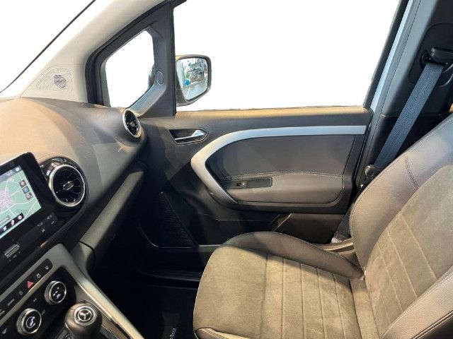 Mercedes-Benz EQT 200