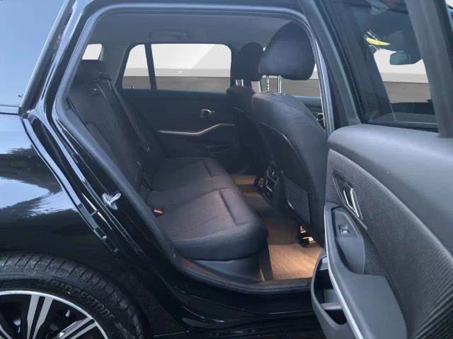 BMW 330 330d Comfort pakket Touring xDrive