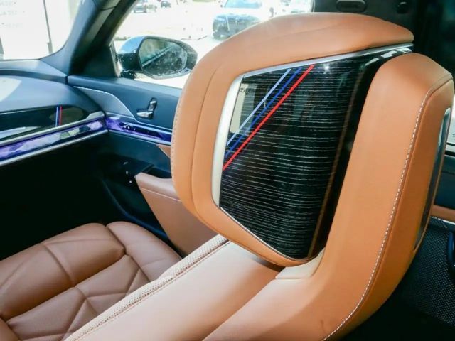 BMW i7 M-Sport Sedan