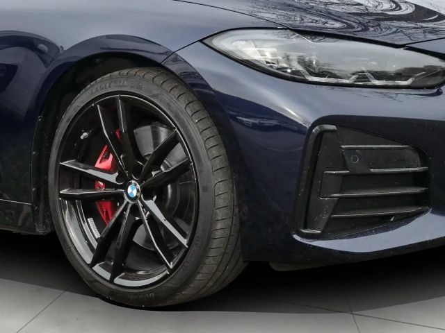 BMW M4 Cabrio M-Sport xDrive