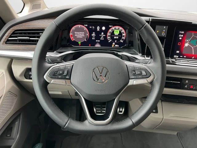 Volkswagen Multivan 2.0 TDI DSG Lang Style T7