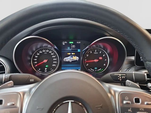 Mercedes-Benz C 200 AMG Line Cabriolet