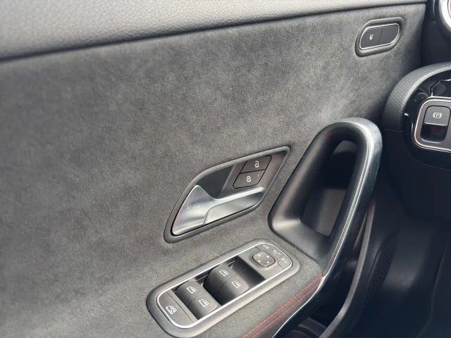 Mercedes-Benz A 250 AMG Line