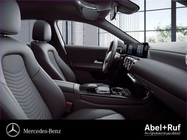 Mercedes-Benz A 250 A 250 e Style