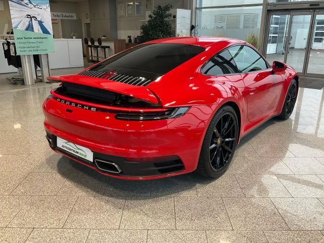 Porsche 992 4 Carrera Coupé