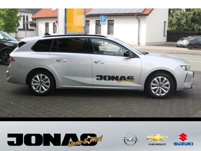 Opel Astra 1.2 Turbo Enjoy Sports Tourer