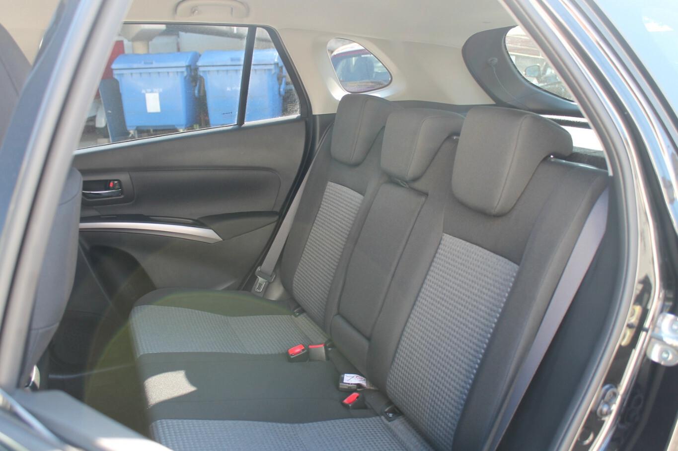 Suzuki SX4 S-Cross Comfort Hybrid