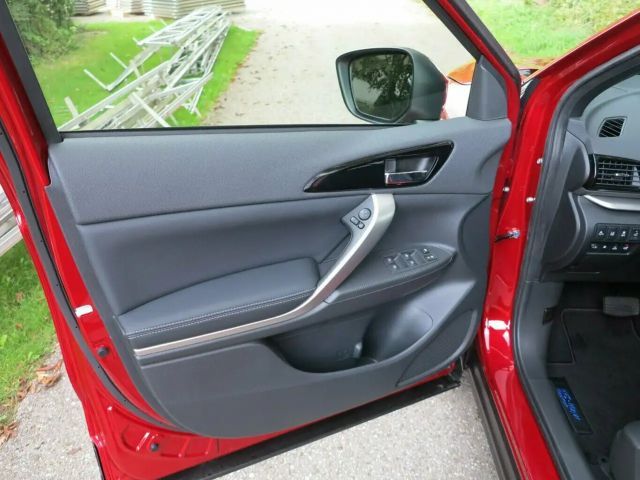 Mitsubishi Eclipse Cross TOP, mit Glasschiebedach