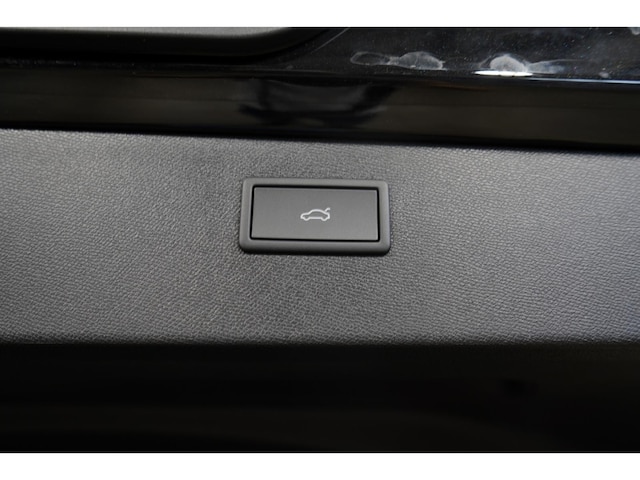 Cupra Formentor 1.5 eTSI AHK Edge-Paket Panoramadach