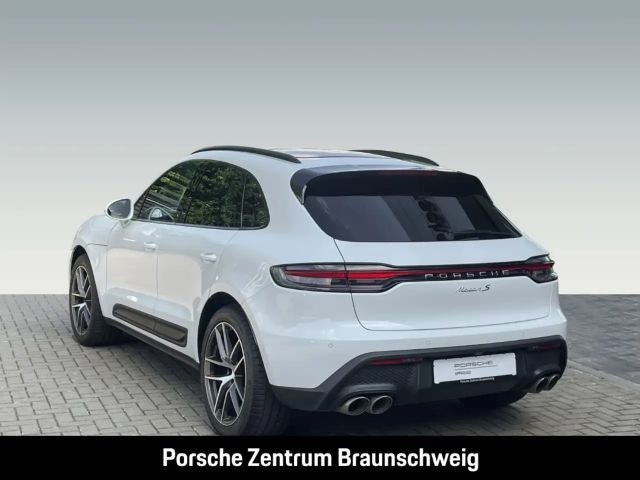 Porsche Macan S