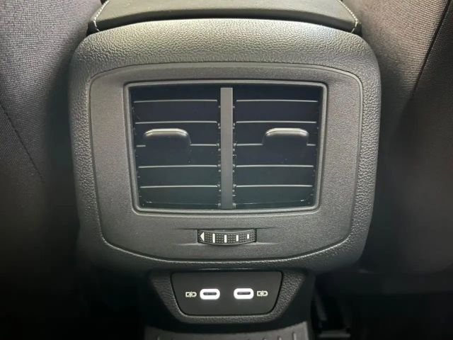 Volkswagen T-Roc DSG Style