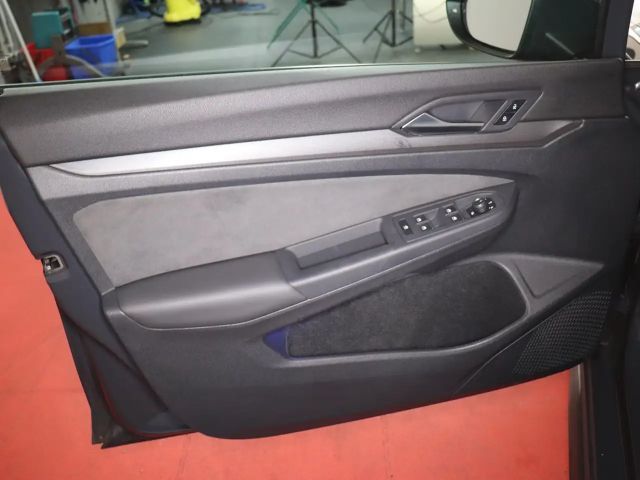 Volkswagen Golf 2.0 TSI DSG GTI