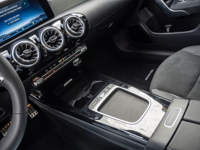 Mercedes-Benz CLA 180 Shooting Brake