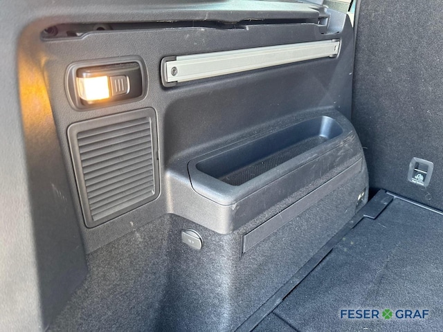 Volkswagen Touran 1.5 TSI R-Line