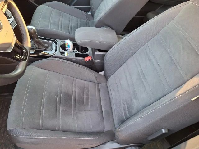 Volkswagen Touran Highline R-Line