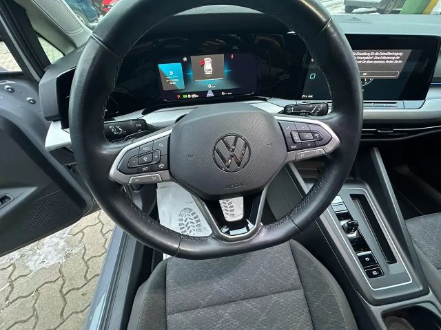 Volkswagen Golf DSG Life Variant