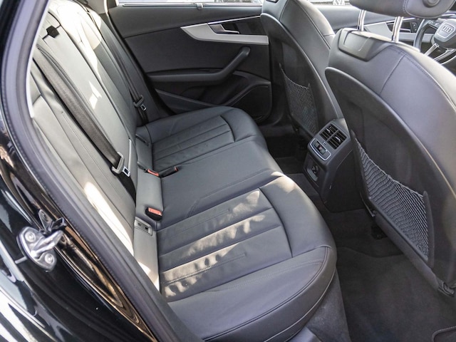 Audi A4 40 TFSI Avant Quattro S-Tronic