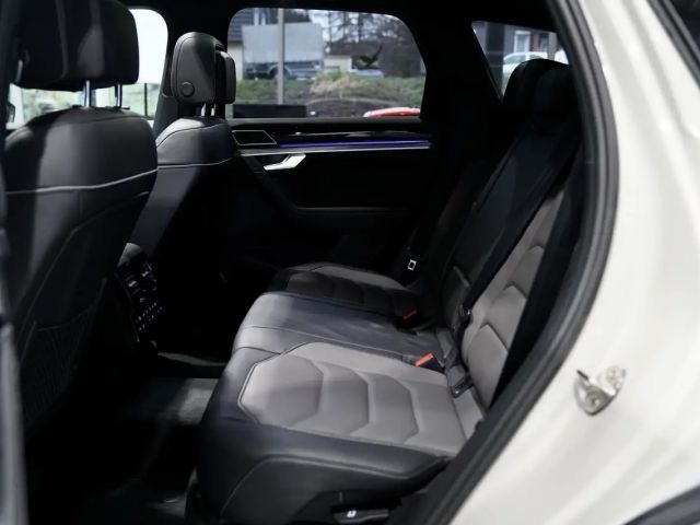 Volkswagen Touareg R-Line Style