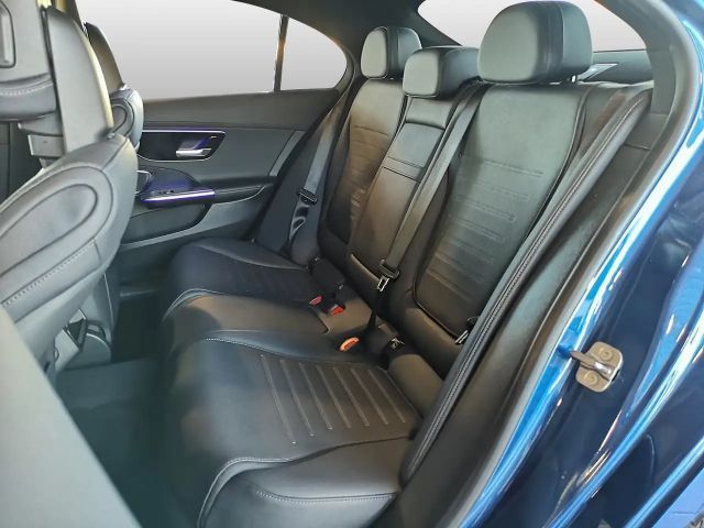 Mercedes-Benz C 180 AMG Line Sedan