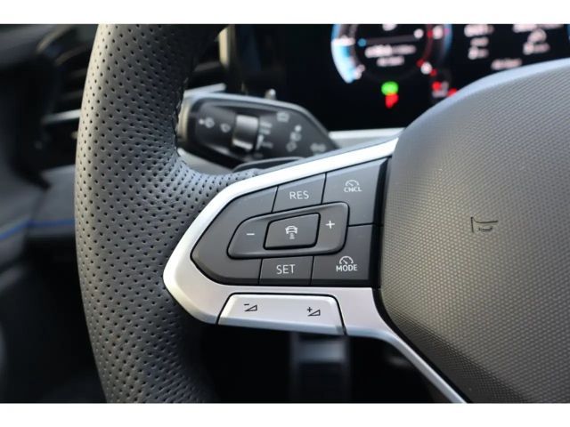 Volkswagen Passat IQ.Drive R-Line Variant