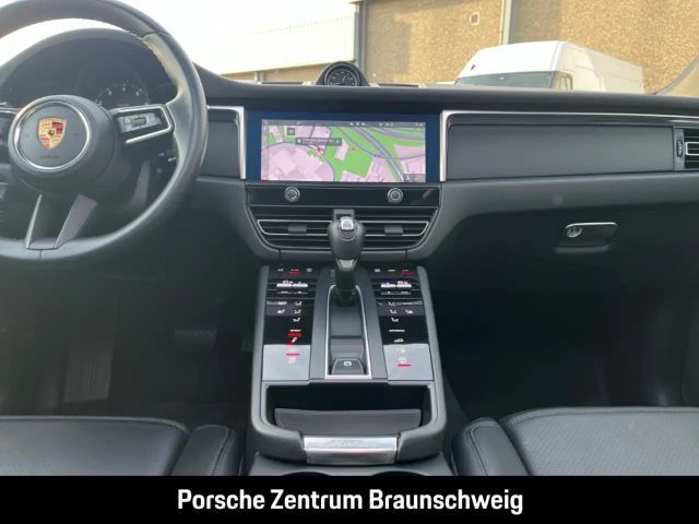 Porsche Macan BOSE Luftfederung 20-Zoll Panoramadach LED
