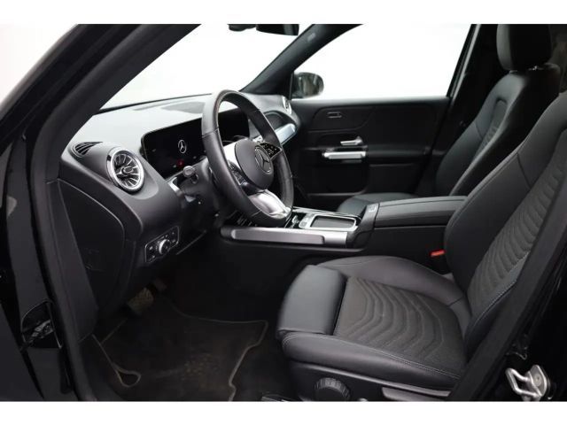 Mercedes-Benz EQB 300 4MATIC Progressive