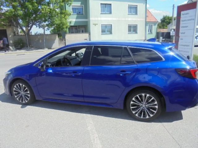 Toyota Corolla Active Hybride Touring