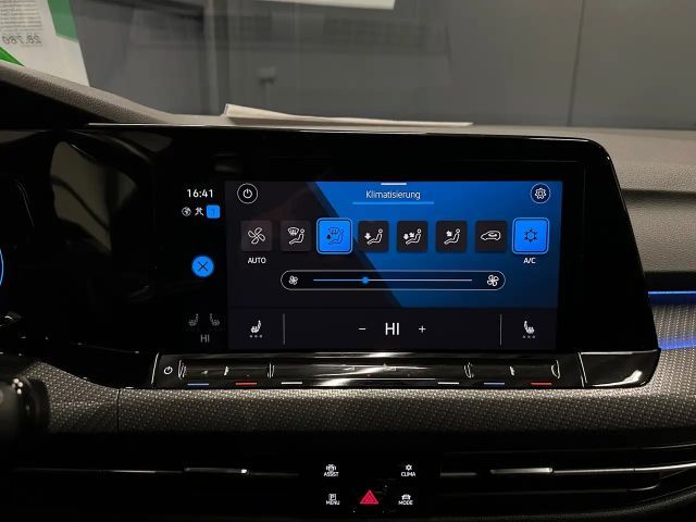 Volkswagen Golf 1.5 TSI DSG R-Line