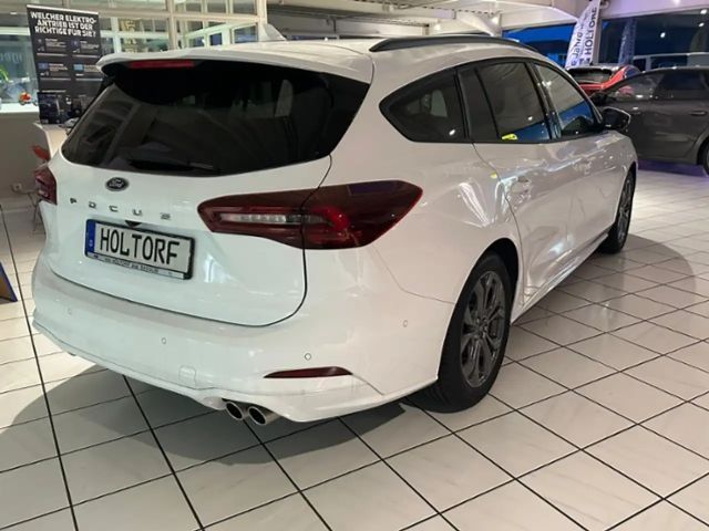 Ford Focus ST Line Wagon
