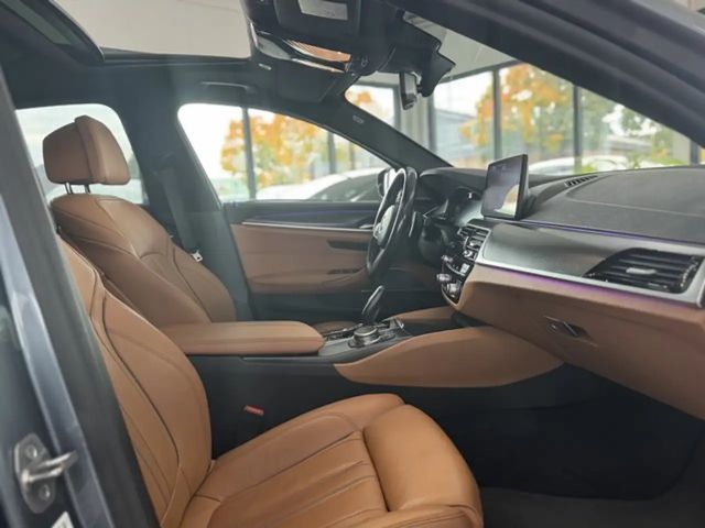 BMW 550 550i Sedan xDrive