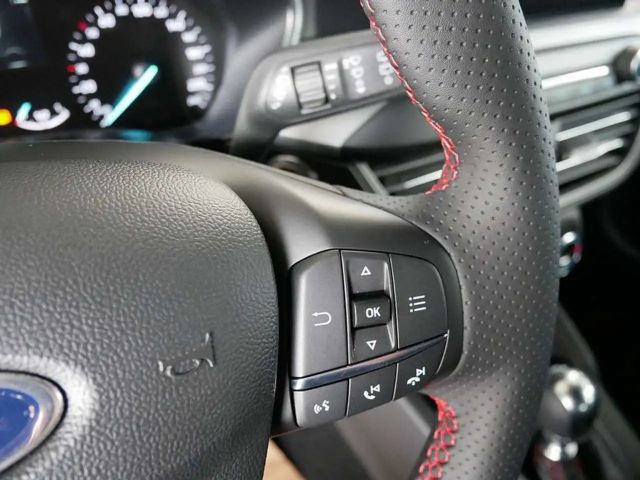 Ford Focus EcoBoost ST Line Style