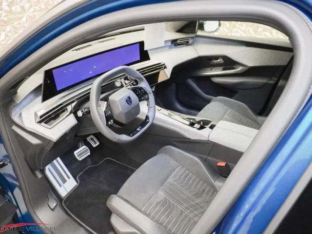 Peugeot E-5008 GT-Line