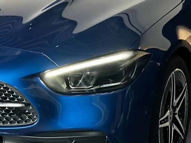 Mercedes-Benz C 200 AMG Line Sedan