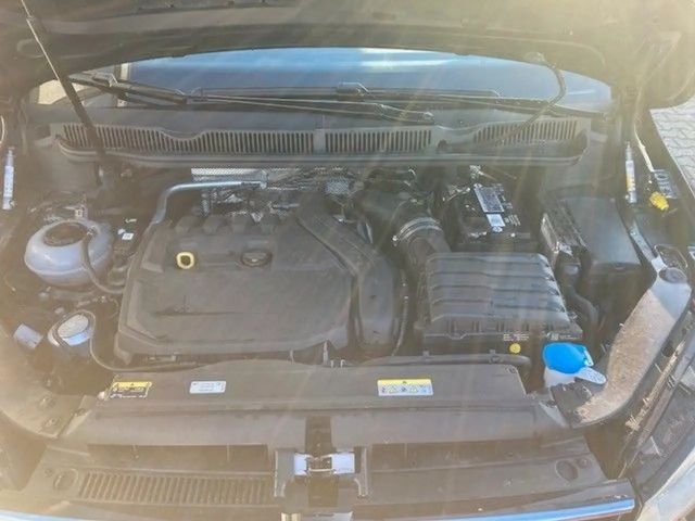 Volkswagen Touran 1.5 TSI Highline