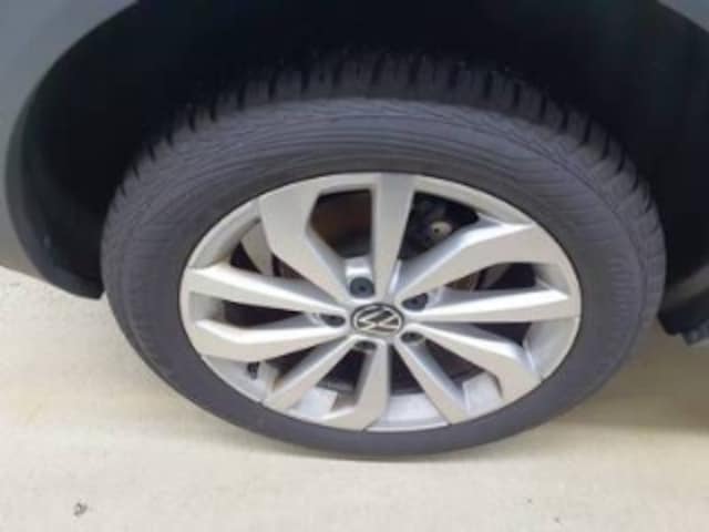 Volkswagen T-Roc 1.5 TSI DSG Style AHK LED+ Nav ACC SHZ PDC