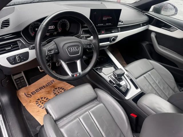 Audi A4 35 TFSI S-Line S-Tronic Sedan