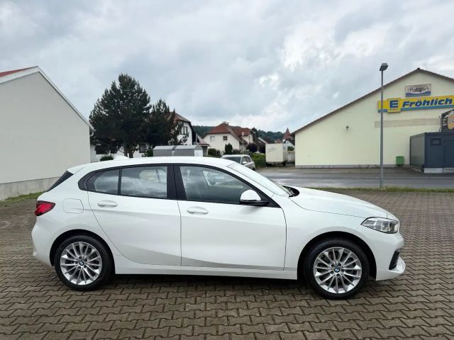 BMW 116 116i Sedan