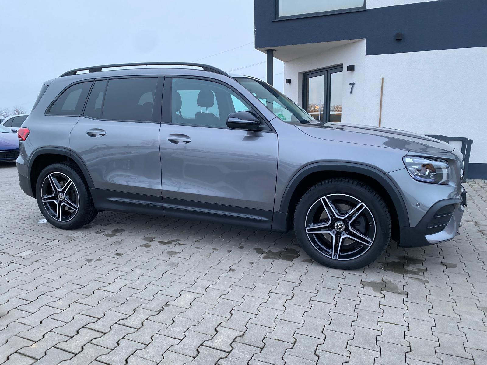 Mercedes-Benz GLB 220 AMG Line