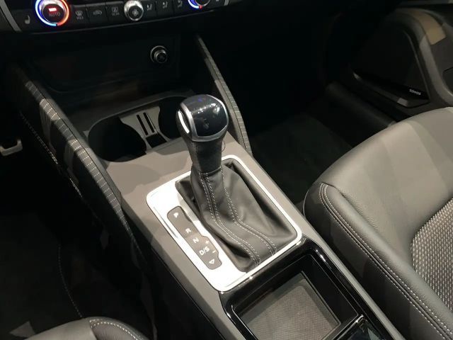 Audi SQ2 TFSI Matrix/sonos/MMI/ASI/19"/EPH/Assist/Kam