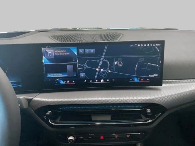 BMW 330 330e M-Sport Touring xDrive