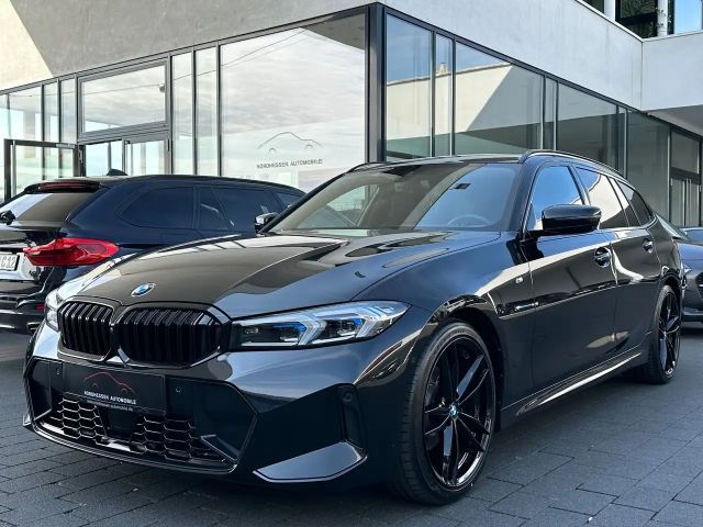 BMW 330 330d M-Sport Touring xDrive