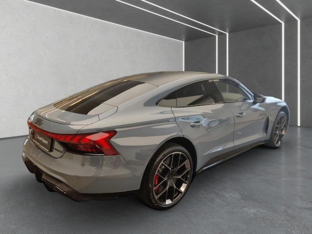 Audi RS e-tron GT Performance Quattro