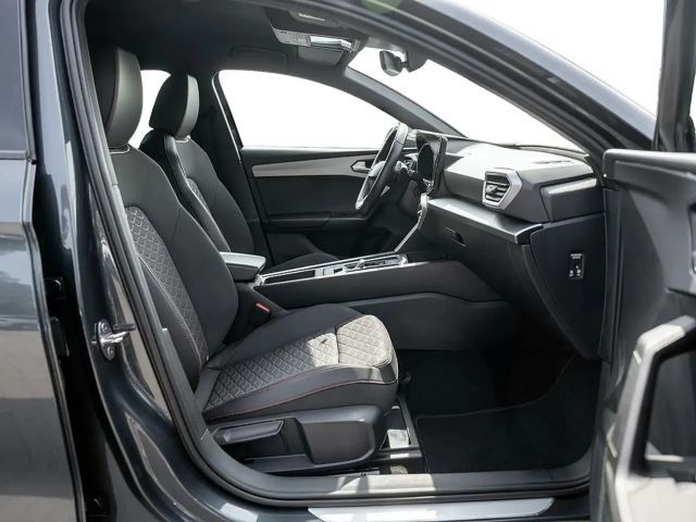 Seat Leon 1.5 eTSI FR-lijn Sportstourer