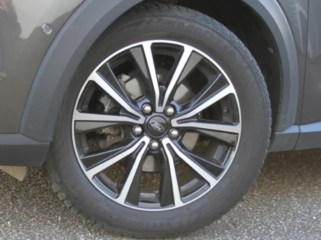 Ford Puma EcoBoost Titanium