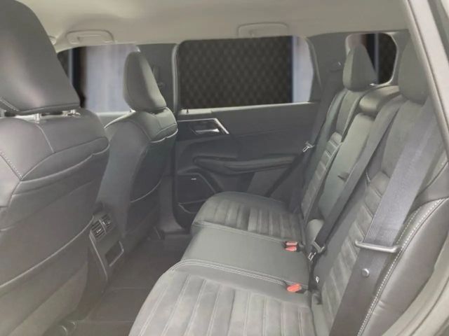 Mitsubishi Outlander 4WD Intense PHEV