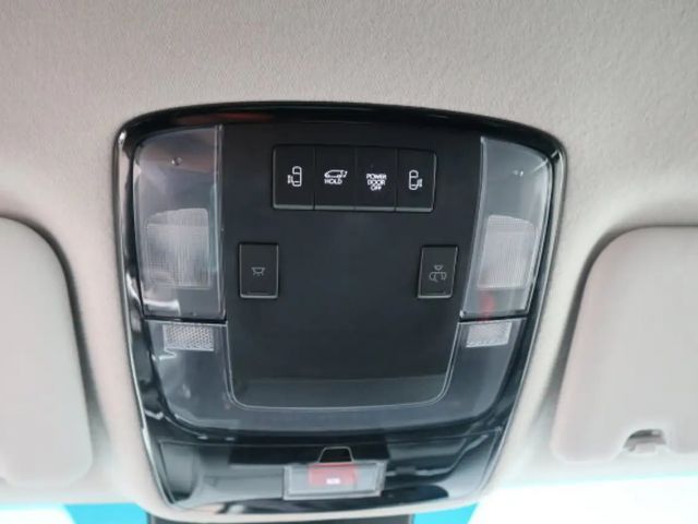 Hyundai Staria Trend