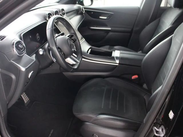 Mercedes-Benz GLC 200 4MATIC AMG Line