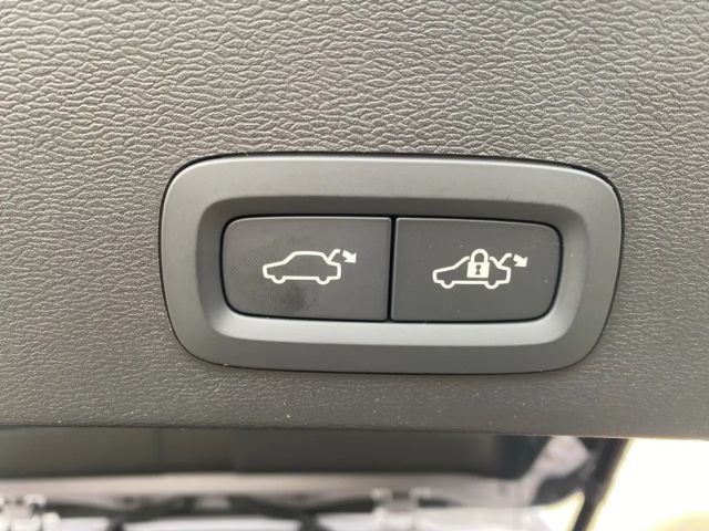 Volvo XC40 Dark Plus